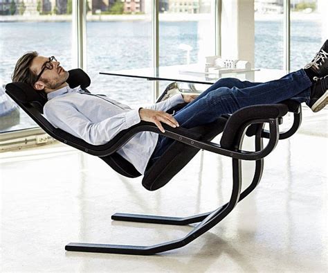 Relaxing magic office chair